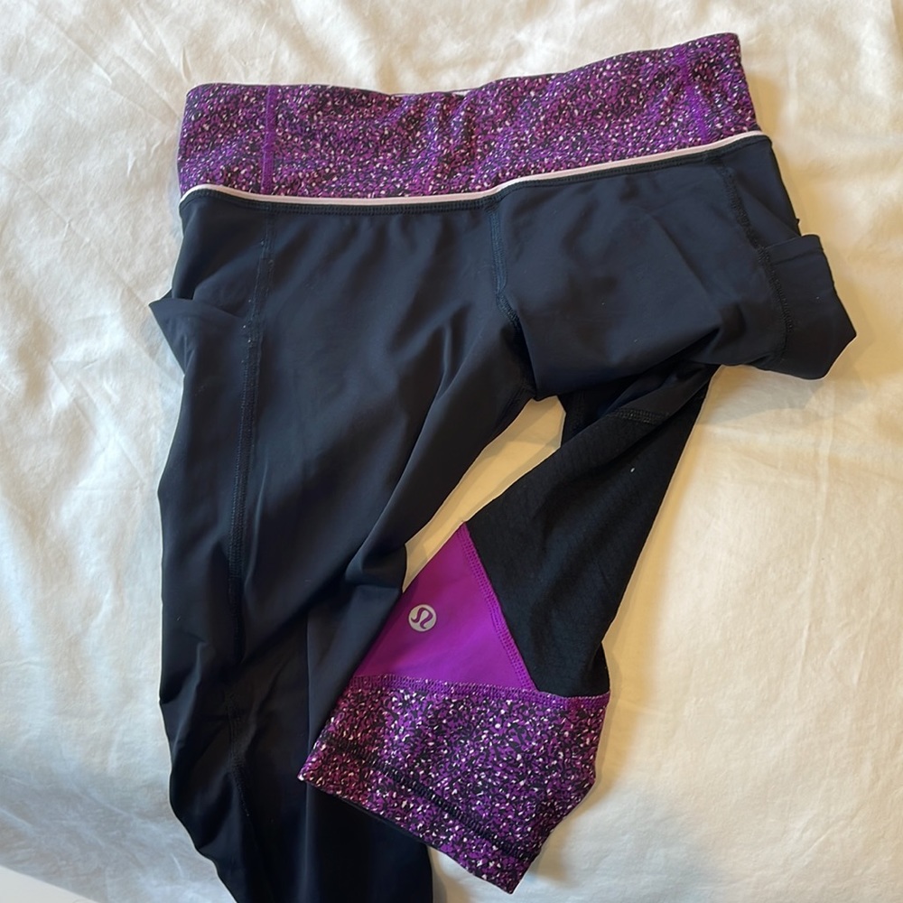 Lululemon leggings size 4